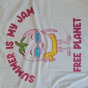 NWT -- FREE PLANET Lost in Paradise White Short-Sleeve T-Shirt | Sise: L